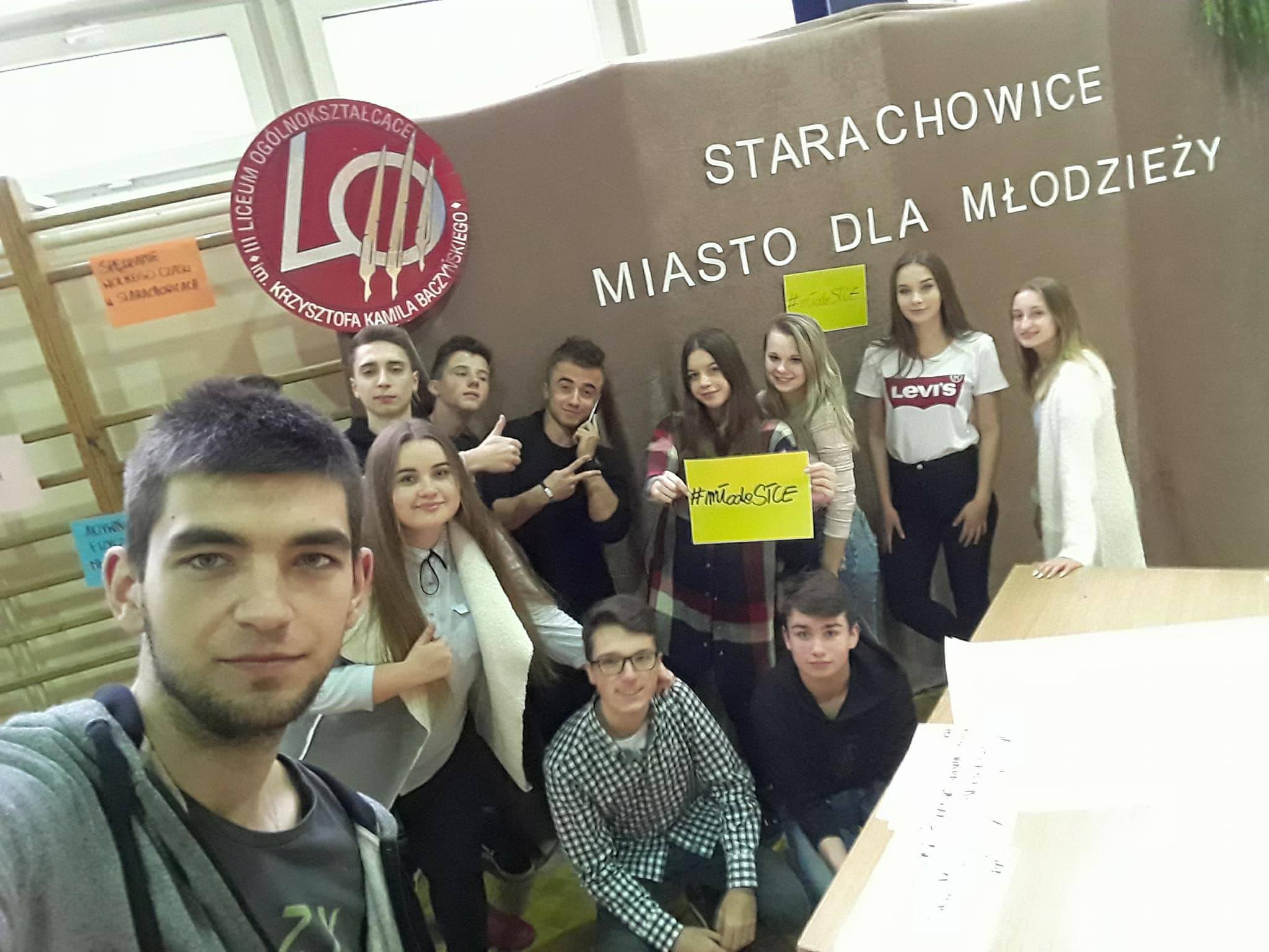 Radni podczas pierwszego spotkania w ramach projektu "Starachowice - Miasto dla młodzieży"